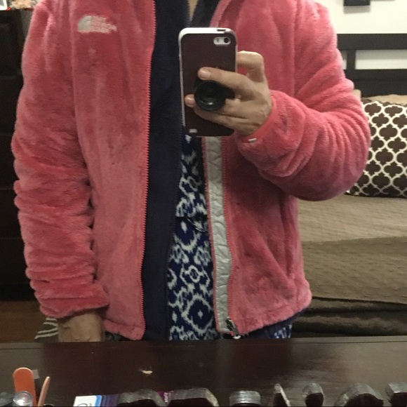 North face dark purple fuzzy jacket - Picture 6 of 7